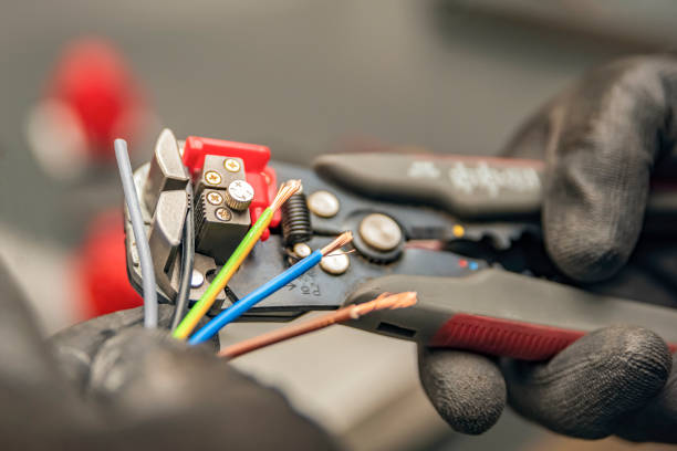 Best Affordable Electrician  in Chardon, OH
